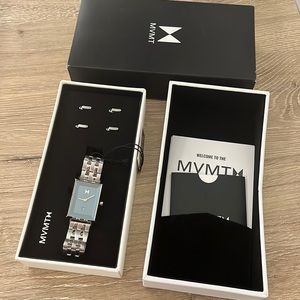 New Never Worn Signature Square MVMT Watch 24mm